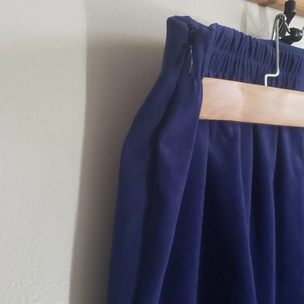 Vintage Leslie Fay Faux Suede Pencil Skirt - Picture 4 of 7